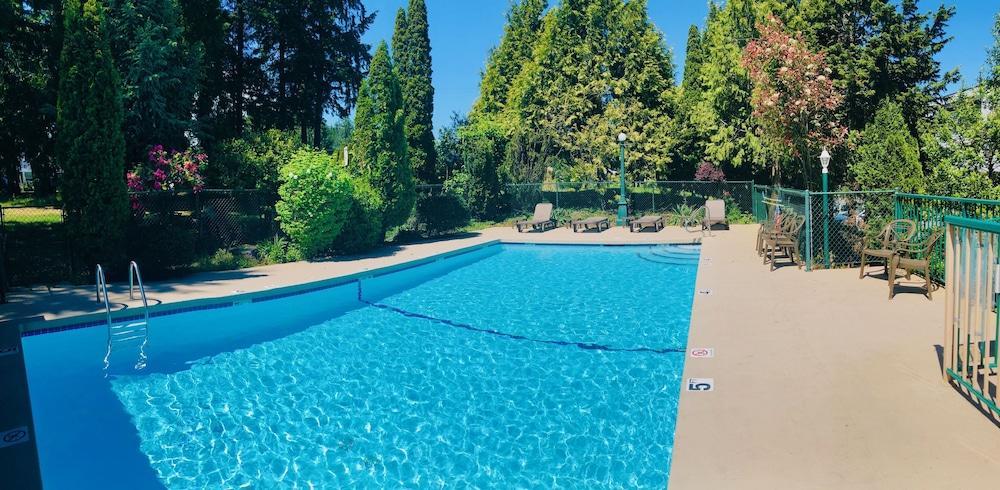 Best Western Cowichan Valley Inn Duncan Bagian luar foto
