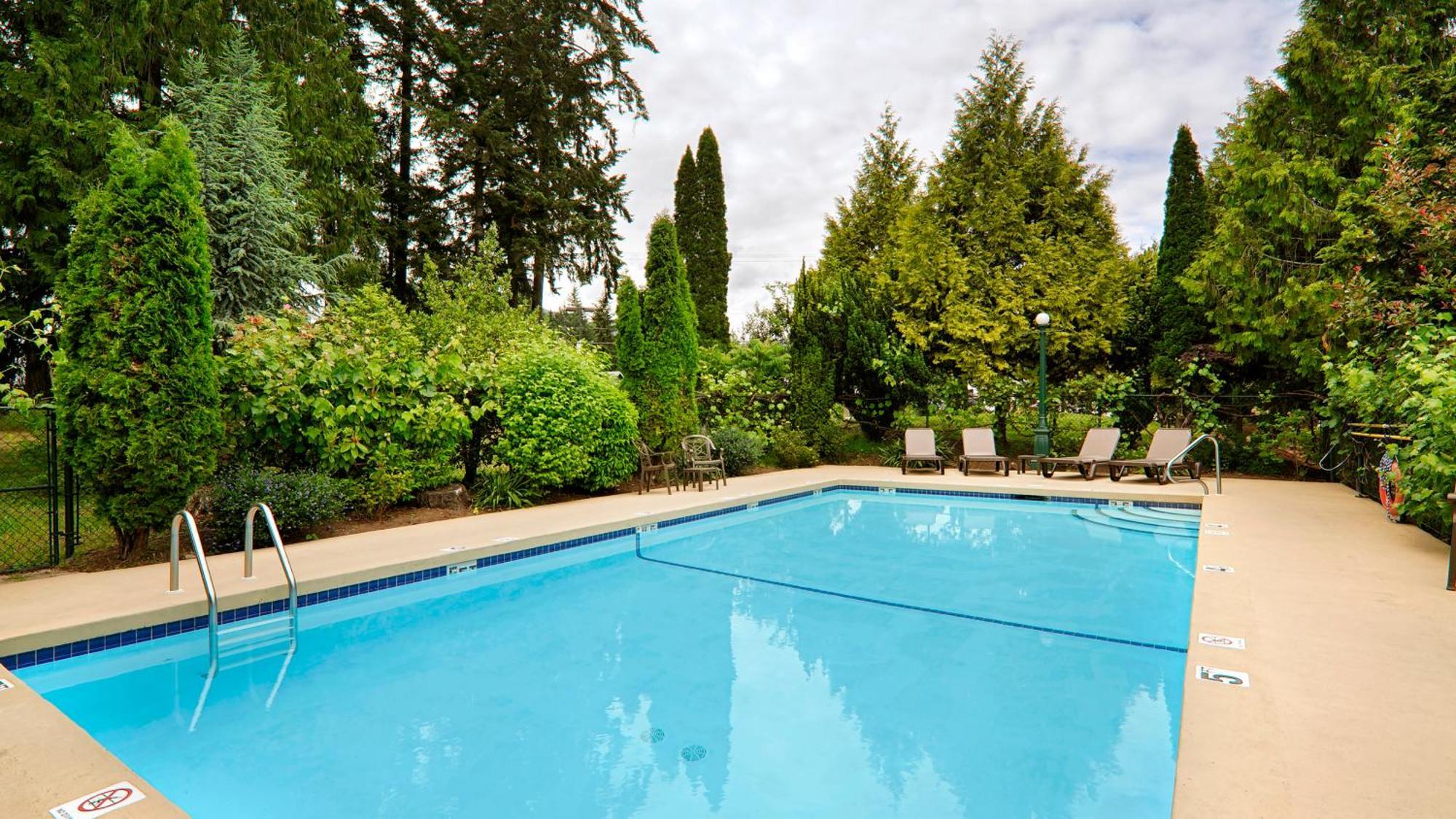 Best Western Cowichan Valley Inn Duncan Bagian luar foto