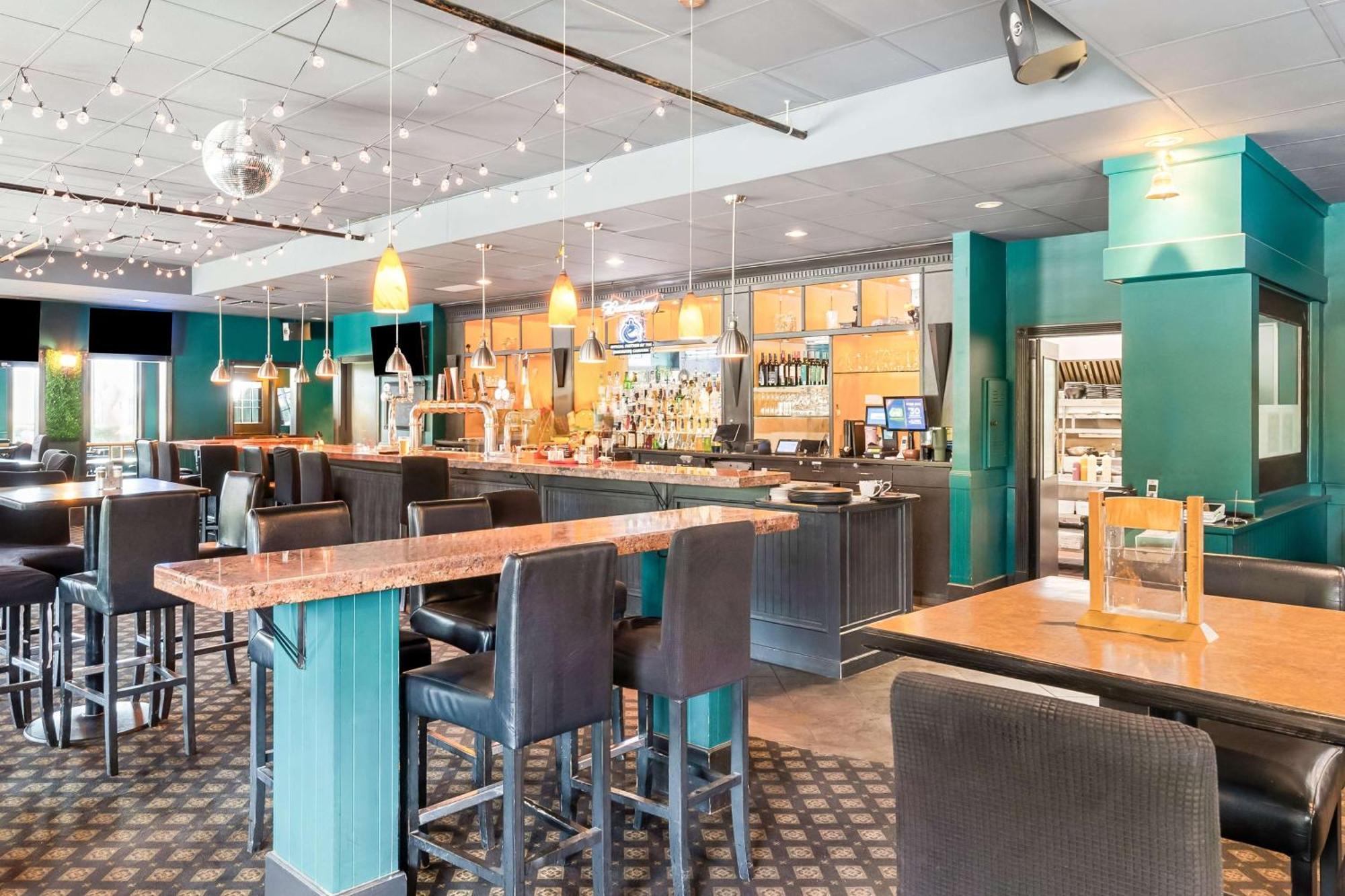 Best Western Cowichan Valley Inn Duncan Bagian luar foto