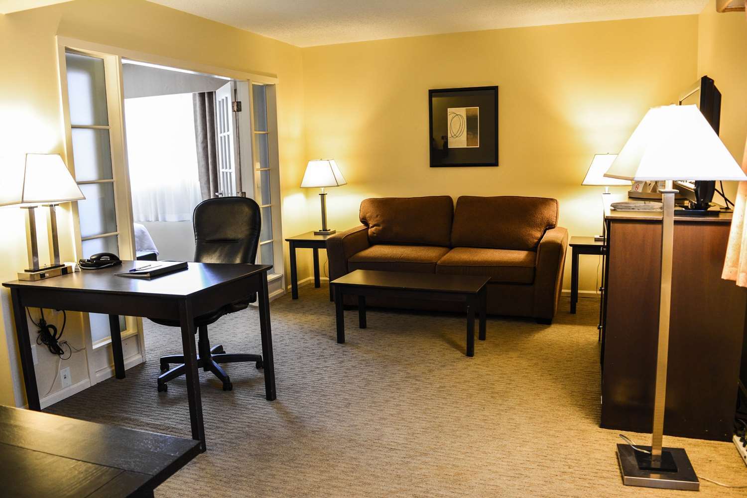 Best Western Cowichan Valley Inn Duncan Bagian luar foto