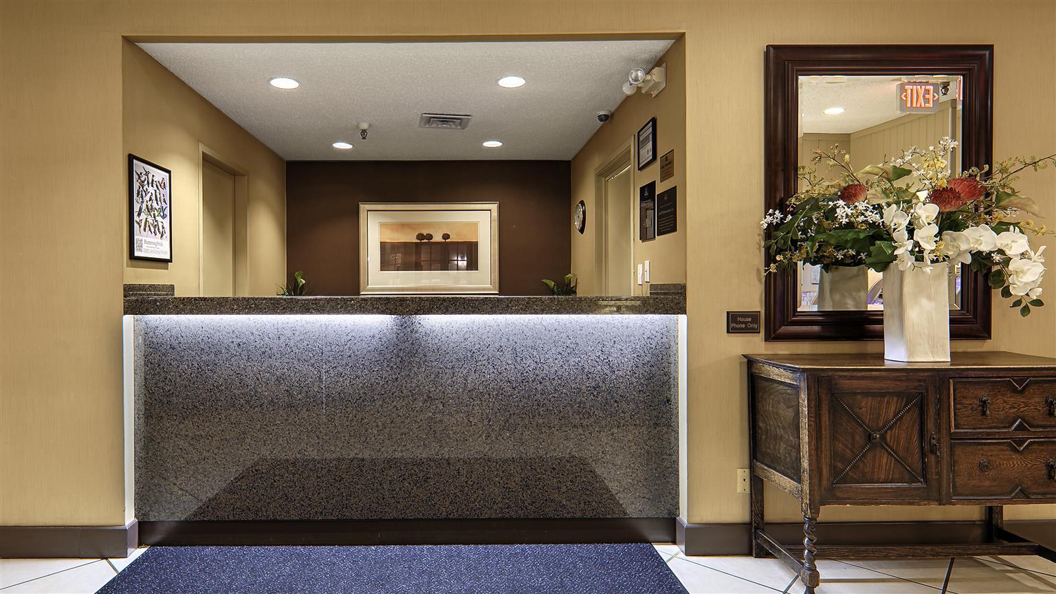 Best Western Cowichan Valley Inn Duncan Bagian luar foto